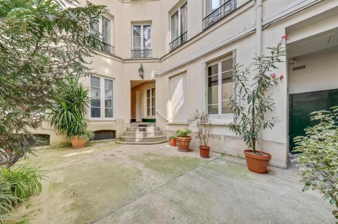Appartement Charming & Cosy Flat In Heart Of Marais, 2Min Walk To Art & Metier Museum à Paris Extérieur photo